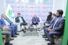بازدید مشاور وزیر جهاد کشاورزی از غرفه کشاورزپلاس