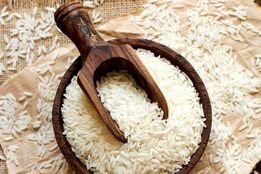 ۱۰۰ هزار تن برنج وارداتی بخش خصوصی در گمرکات کشور است/ تداوم عرضه برنج خارجی برای تنظیم بازار