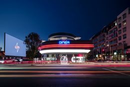 رونمایی از رستوران تسلا در لس‌آنجلس: ترکیبی نوآورانه از فناوری، غذا و فرهنگ آمریکایی

